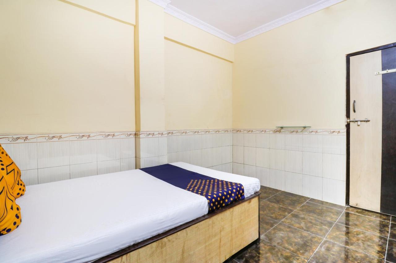 Spot On 66527 Pallavi Lodge Ulhasnagar Exterior photo